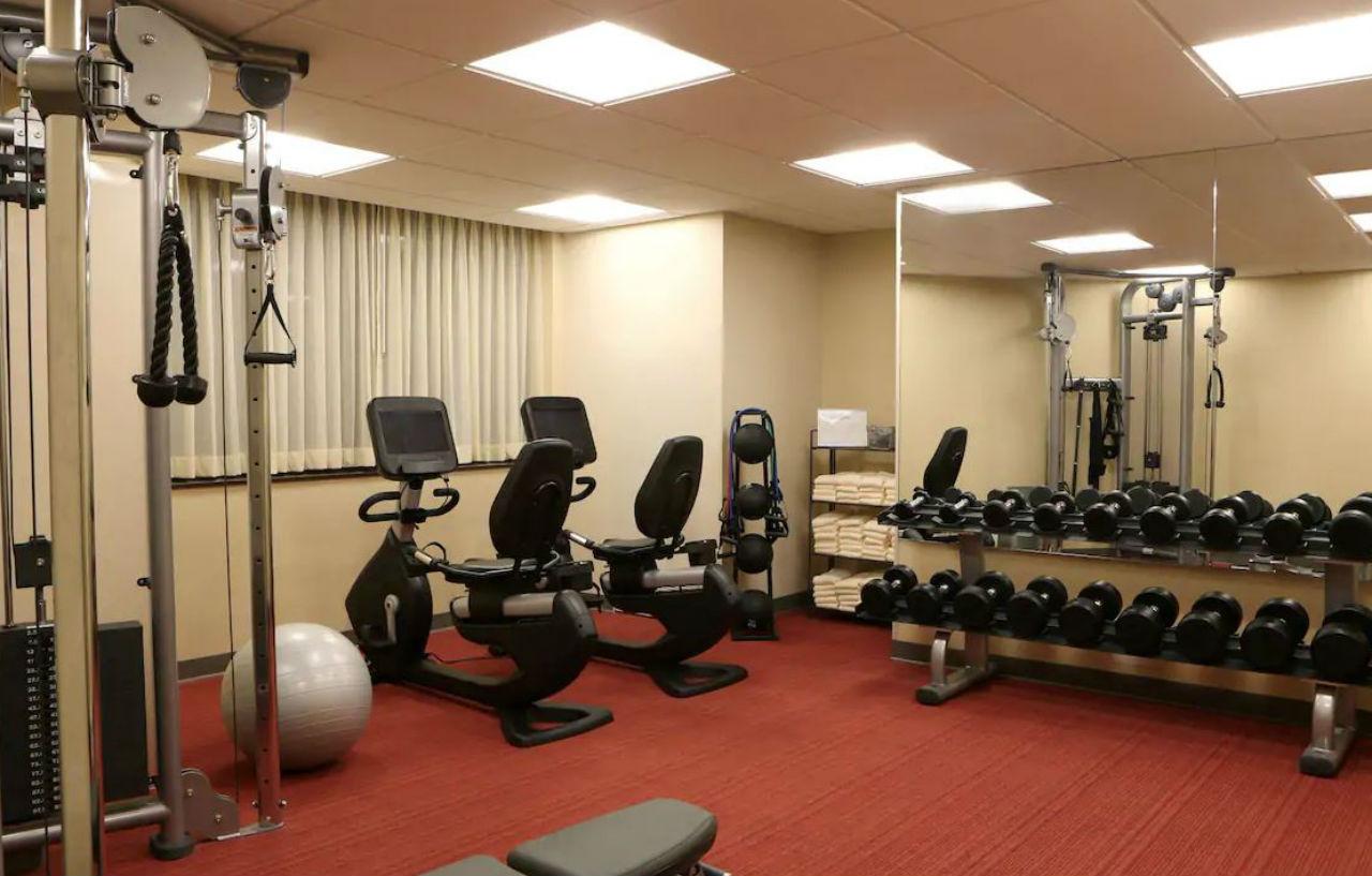 Hyatt Place Flushing/Lga Airport Нью-Йорк Экстерьер фото