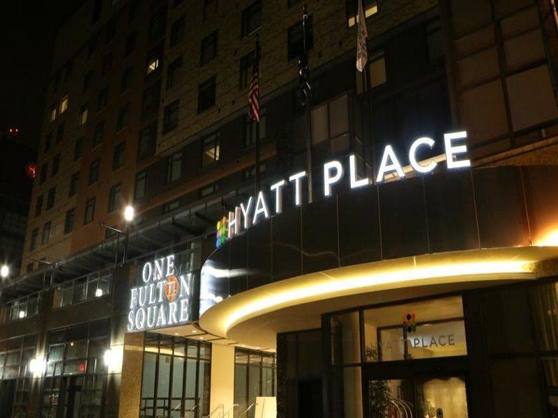 Hyatt Place Flushing/Lga Airport Нью-Йорк Экстерьер фото