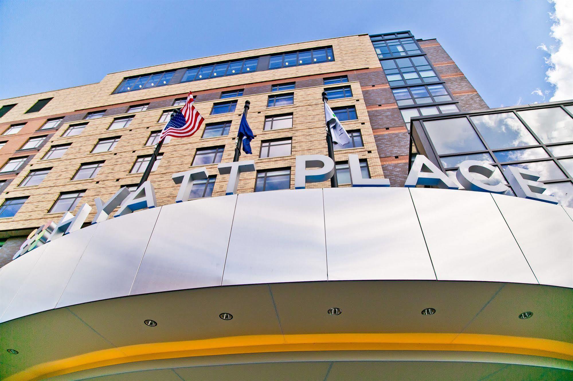 Hyatt Place Flushing/Lga Airport Нью-Йорк Экстерьер фото